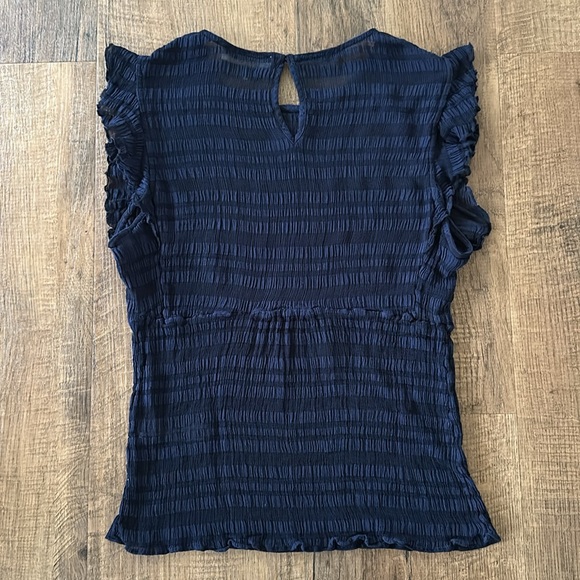 FRAME
Striped Sleeveless Flounce Top Navy Size Large Viscose stretchy Blouse - Picture 10 of 11